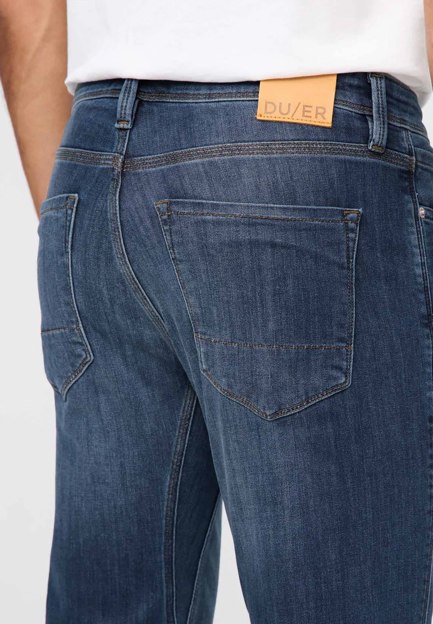 DUER - Performance Denim Slim - BACKYARD