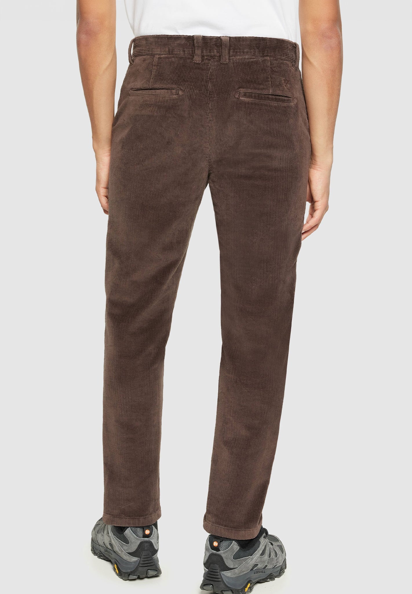 Knowledge Cotton - Chuck Regular Cord Chino Pants - BACKYARD