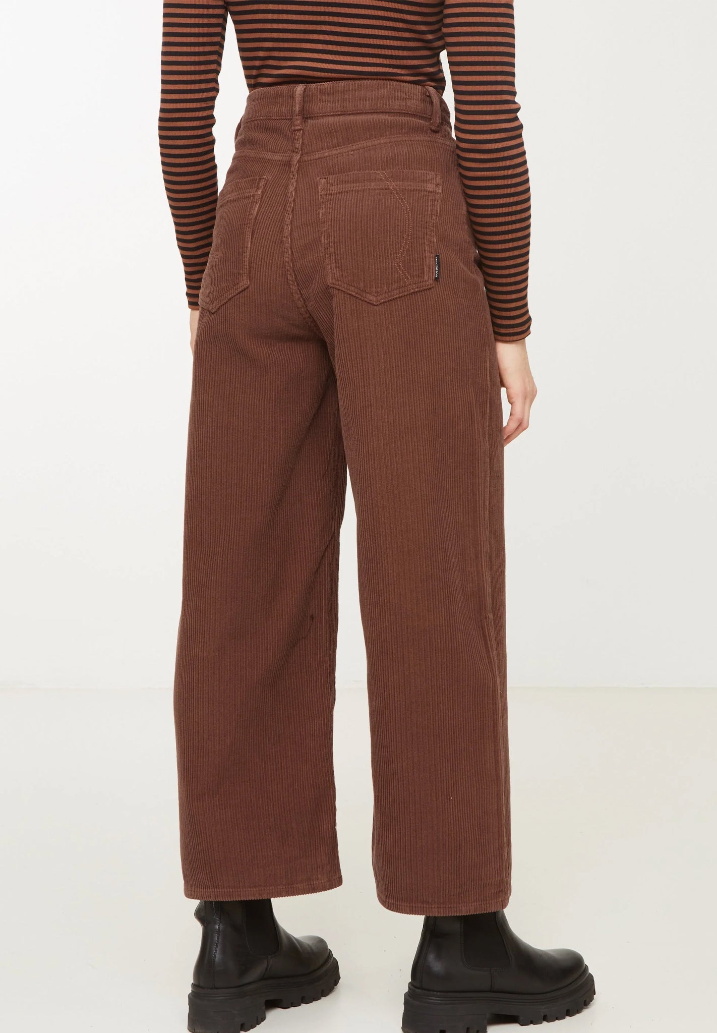 RECOLUTION - Erica Corduroy Pant - BACKYARD