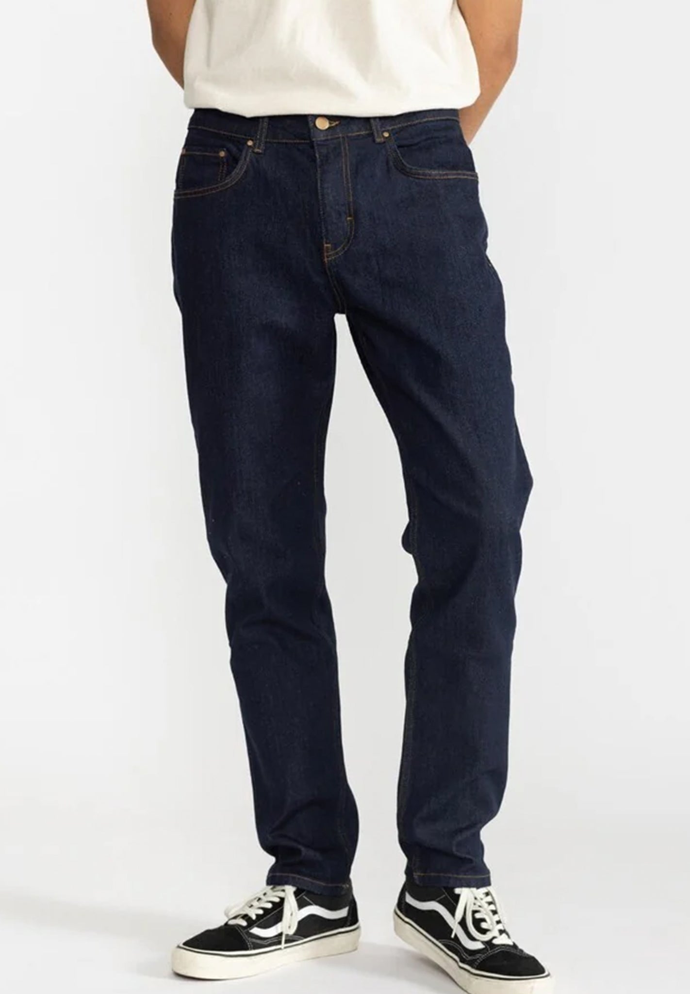 REVOLUTION - 5201 Loose Fit Jeans - BACKYARD