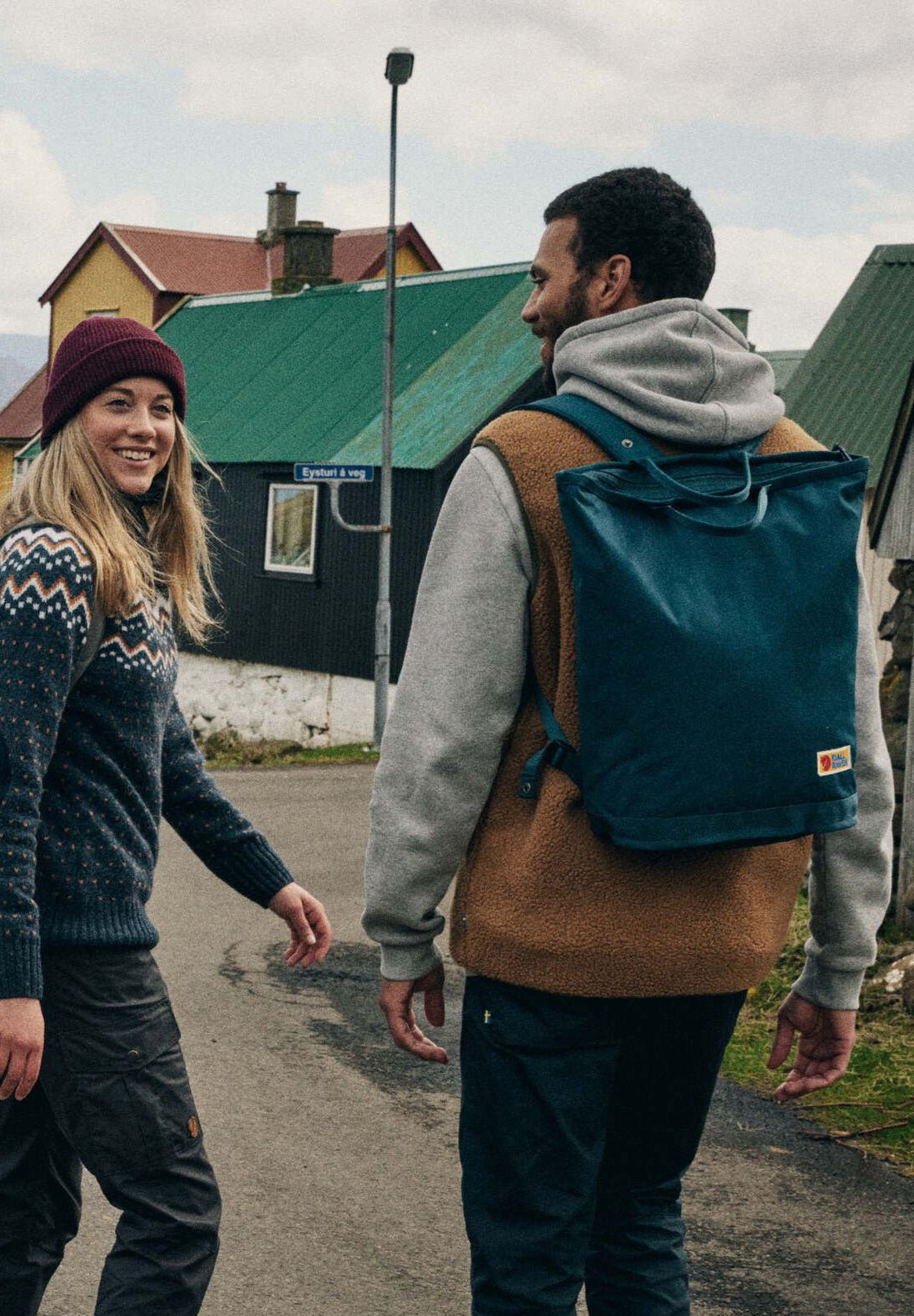 FJÄLLRÄVEN-Vardag Totepack - BACKYARD